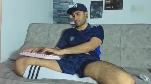 Snapshot of justdavid_ chatting on 04/10/26, 02:50 David online show from 04/10/26, 02:50