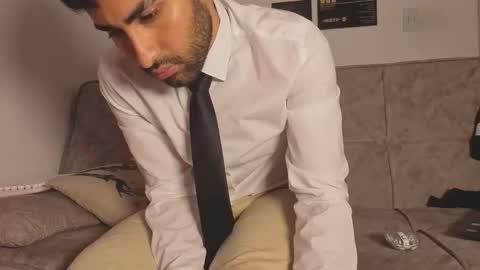 Snapshot of justdavid_ chatting on 05/15/26, 11:23 David online show from 05/15/26, 11:23