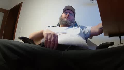 Just Flo ---  online show from 02/20/25, 04:07