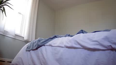 Just Friends online show from 04/10/26, 06:23