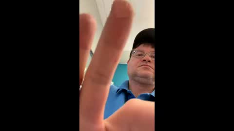 justfunguy221287 online show from 05/04/26, 07:32