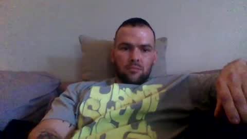 Snapshot of justgrosch4200 chatting on 10/25/25, 02:02 justgrosch4200 online show from 10/25/25, 02:02