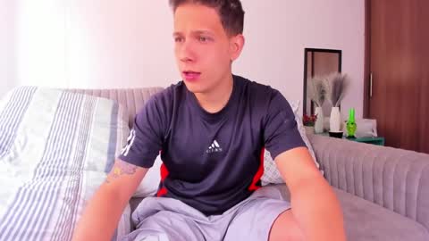 Snapshot of justin_biker chatting on 02/27/25, 05:58 justin_biker online show from 02/27/25, 05:58