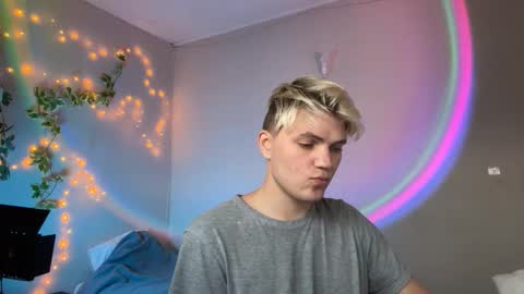 U bf Justin online show from 12/16/25, 03:50