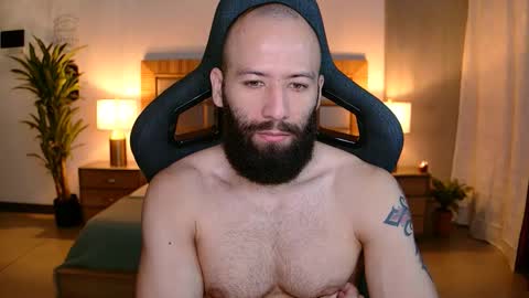 Snapshot of justin_hton chatting on 01/07/26, 07:44 Justin online show from 01/07/26, 07:44