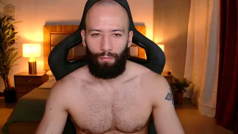 Snapshot of justin_hton chatting on 01/15/26, 08:41 Justin online show from 01/15/26, 08:41