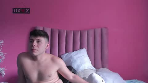 JUSTIN Y JAZMIN online show from 01/09/25, 07:50