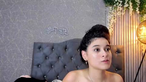 JUSTIN Y JAZMIN online show from 02/03/25, 10:00