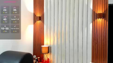 Snapshot of justin_mack_ chatting on 11/15/25, 12:02 Justin online show from 11/15/25, 12:02