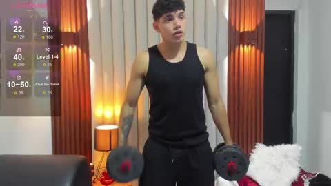 Snapshot of justin_mack_ chatting on 12/05/25, 07:32 Justin online show from 12/05/25, 07:32