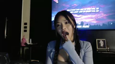 Justina Redds online show from 09/26/25, 01:26