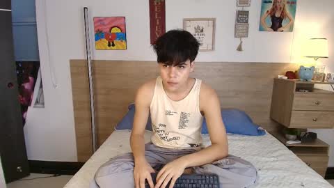 Justin online show from 10/01/25, 02:01