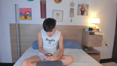 Justin online show from 10/08/25, 12:36