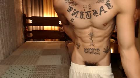 Snapshot of justine_hunk chatting on 01/05/25, 01:35 justine_hunk online show from 01/05/25, 01:35