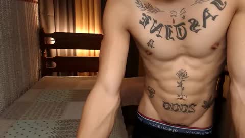 Snapshot of justine_hunk chatting on 01/06/25, 11:18 justine_hunk online show from 01/06/25, 11:18