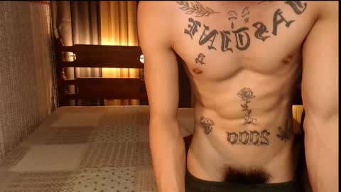 Snapshot of justine_hunk chatting on 03/04/25, 08:35 justine_hunk online show from 03/04/25, 08:35