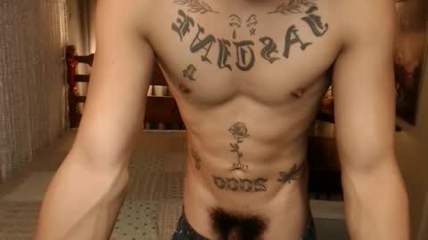 Snapshot of justine_hunk chatting on 10/07/25, 06:32 justine_hunk online show from 10/07/25, 06:32
