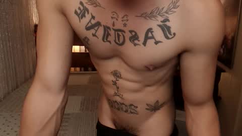 justine_hunk online show from 04/25/26, 06:05