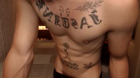 justine_hunk online show from 04/30/26, 06:03