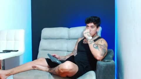 justinfuller_31 online show from 05/04/26, 06:59
