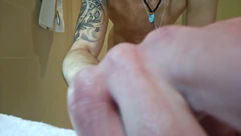 Snapshot of justing2324 chatting on 03/06/25, 02:51 Justin online show from 03/06/25, 02:51