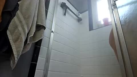 Snapshot of justing2324 chatting on 03/12/25, 06:11 Justin online show from 03/12/25, 06:11