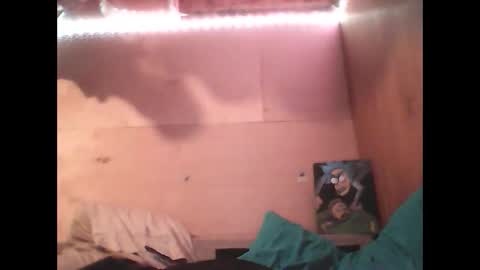 justinjerksit online show from 12/18/24, 01:59