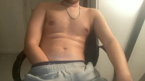 Snapshot of justinl567 chatting on 08/03/26, 10:24 Justin online show from 08/03/26, 10:24