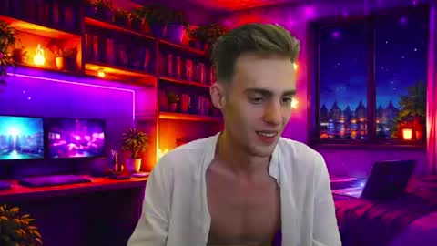 Hologram Guy online show from 06/22/26, 03:42