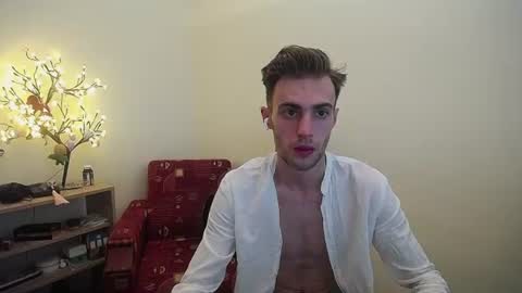 Hologram Guy online show from 07/02/26, 09:15
