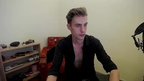 Hologram Guy online show from 08/02/26, 09:19