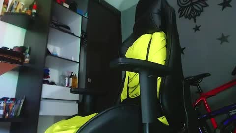 Justinsc online show from 05/09/26, 06:57
