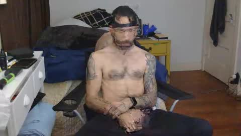 justjay3224616 online show from 12/17/25, 06:08