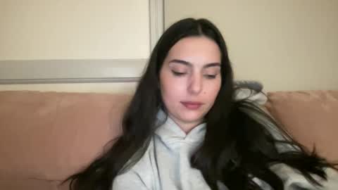 Snapshot of justjessiedirtygirl chatting on 12/31/24, 05:44 Jess online show from 12/31/24, 05:44