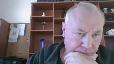 justme196756 online show from 01/15/25, 08:26