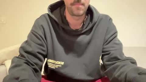 Snapshot of justmeandyou00 chatting on 01/07/25, 04:37 justmeandyou00 online show from 01/07/25, 04:37