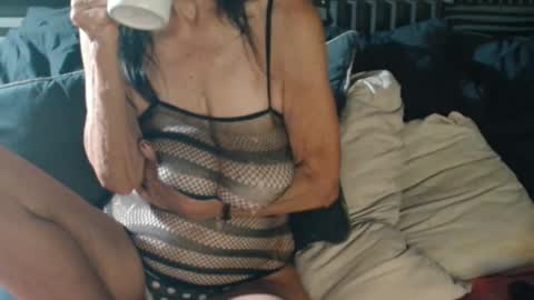 Bev aka Diamond online show from 10/27/25, 09:13