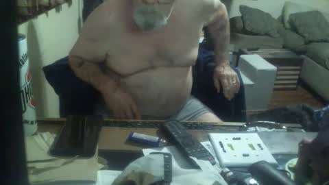 Snapshot of justmeohio chatting on 05/31/26, 01:58 justmeohio online show from 05/31/26, 01:58
