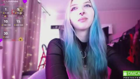 justmeowgirl online show from 04/18/26, 06:06