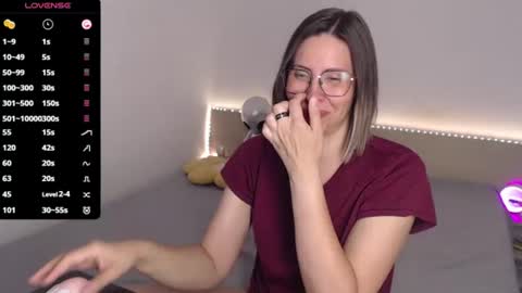 Julie online show from 06/18/26, 03:51