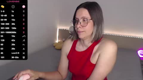 Julie online show from 06/20/26, 04:10