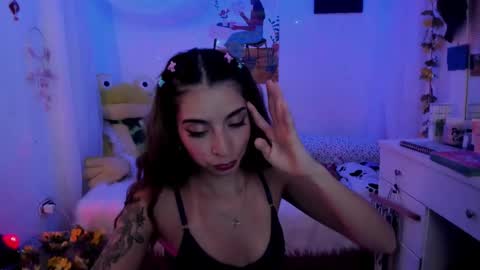 Mia online show from 01/22/25, 03:09