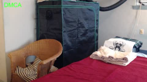 Snapshot of justonetime1 chatting on 03/10/26, 06:24 Justonetime1 online show from 03/10/26, 06:24