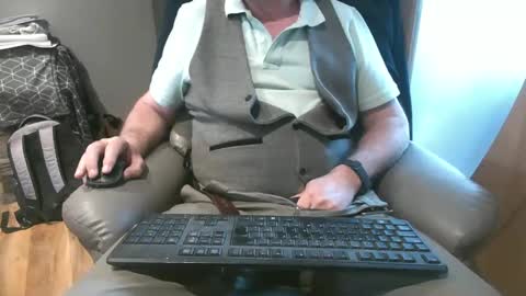 Snapshot of justpleased2behere chatting on 04/26/26, 03:10 here to Have Fun online show from 04/26/26, 03:10