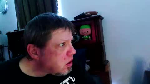 Snapshot of justsetfree chatting on 12/21/25, 09:27 justsetfree online show from 12/21/25, 09:27