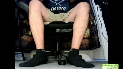 Snapshot of justshutupandwatch chatting on 01/12/26, 12:16 M. Dean online show from 01/12/26, 12:16