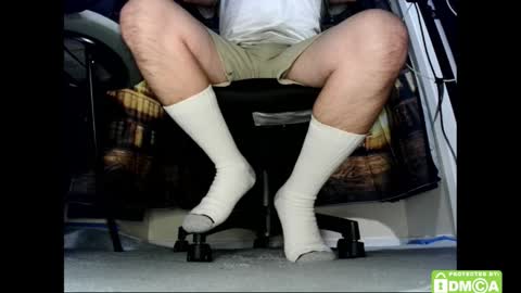 Snapshot of justshutupandwatch chatting on 02/03/26, 06:22 M. Dean online show from 02/03/26, 06:22