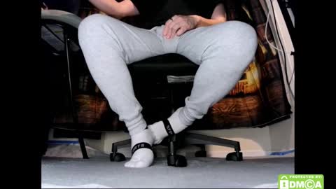 Snapshot of justshutupandwatch chatting on 02/11/26, 07:24 M. Dean online show from 02/11/26, 07:24