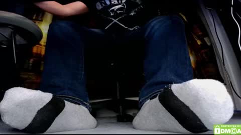 Snapshot of justshutupandwatch chatting on 03/04/26, 02:28 M. Dean online show from 03/04/26, 02:28