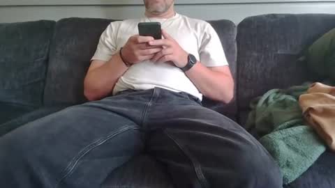 Snapshot of k00fler_08 chatting on 07/01/26, 09:58 koof online show from 07/01/26, 09:58